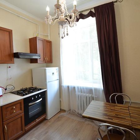 Apartments On Sobornaya Street Near The Waterfront Mykolaiv Room photo